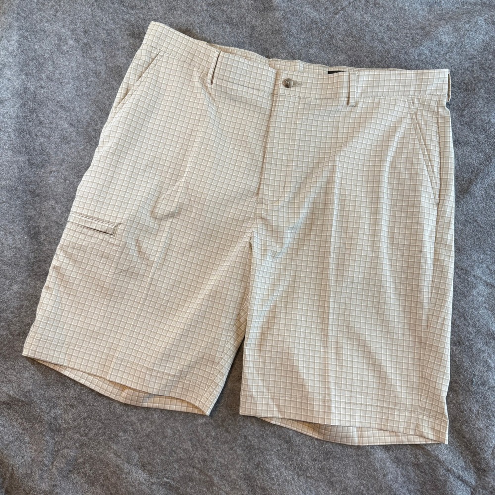 Greg Norman Golf Shorts Mens 40W Tan Plaid BMB Performance Flat Front NWT
